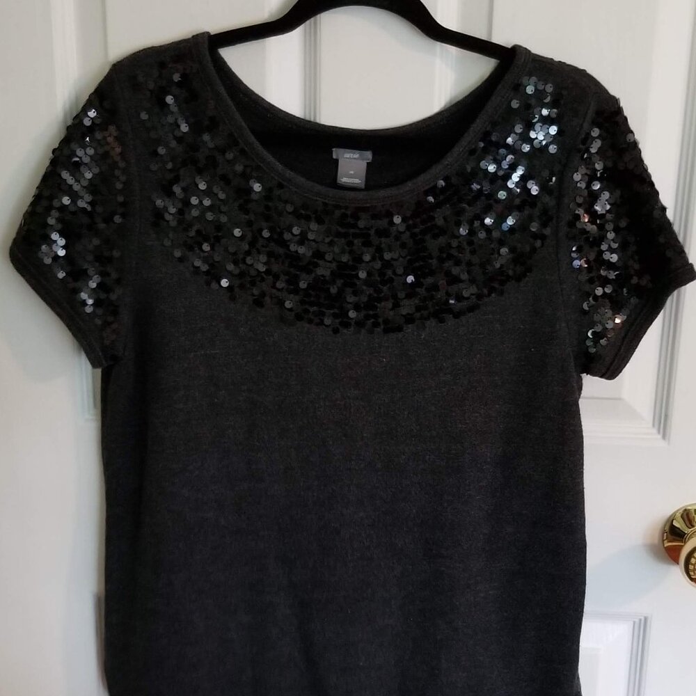 Cute Aerie sequined sweater, size L